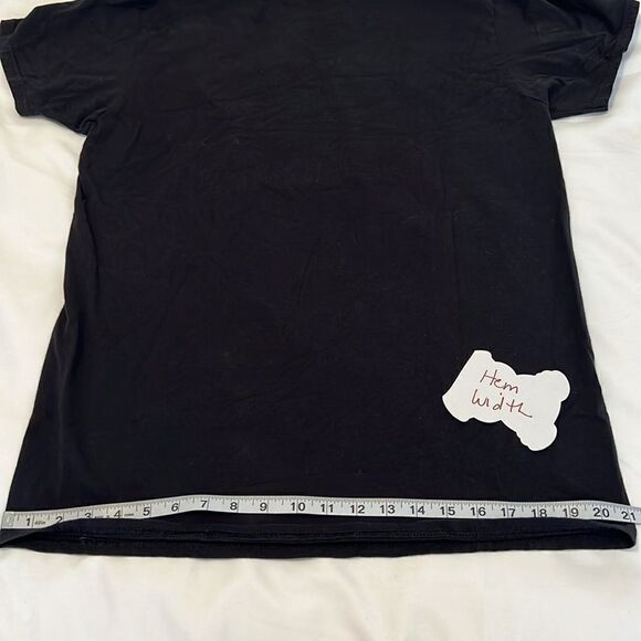 Hanes Moody Blues live in Vegas size large  short sleeve concert tshirt EUC - Picture 9 of 10